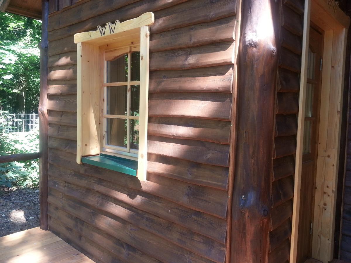 Holzhaus Waldwichtel Am Wald Und See Нойрупин Екстериор снимка